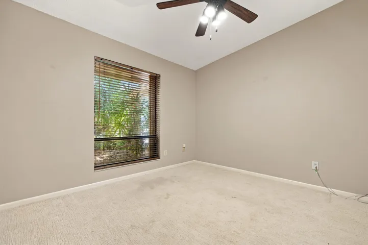 23-web-or-mls-11713-spinnaker-way