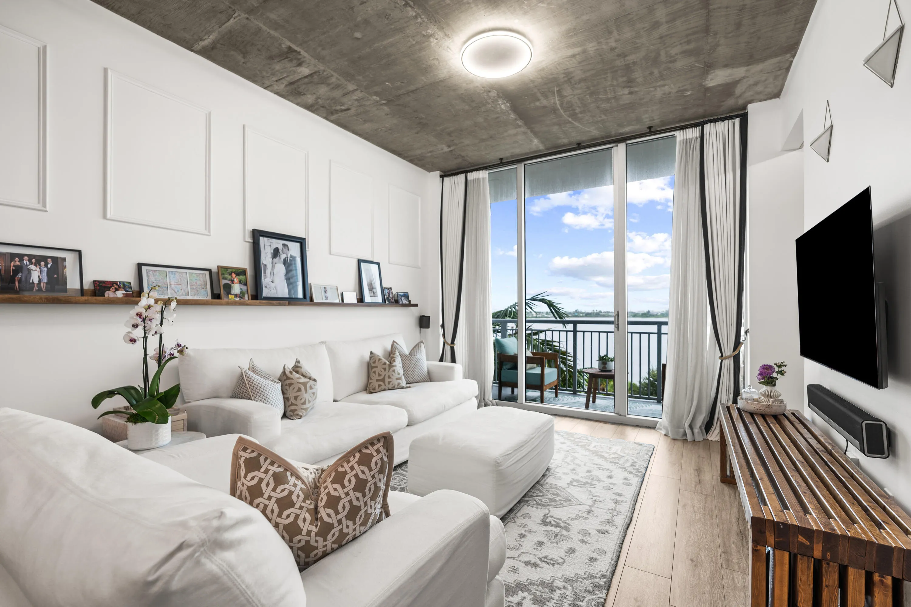 Living Room with oversized Sofas