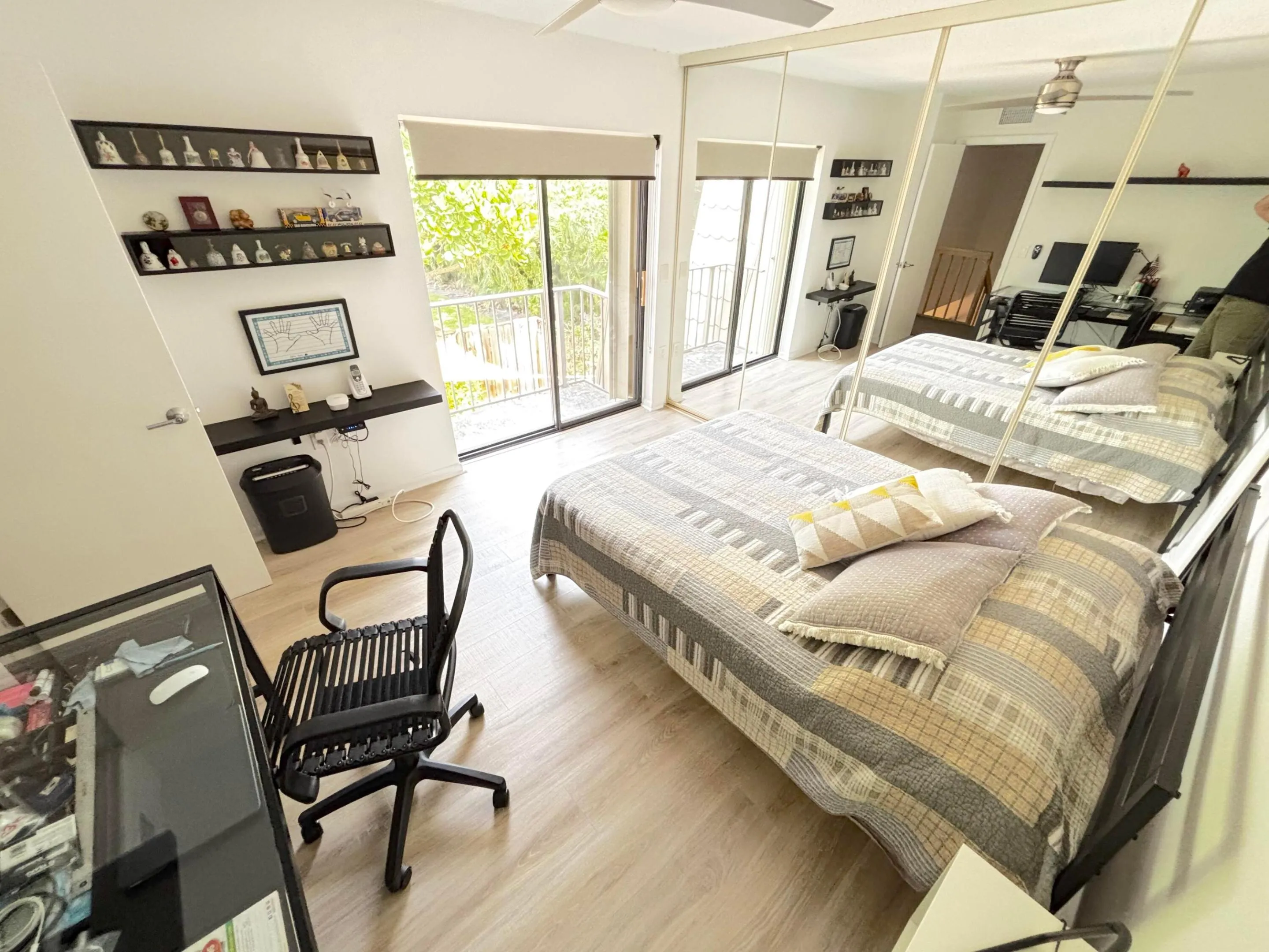 BEDROOM 2