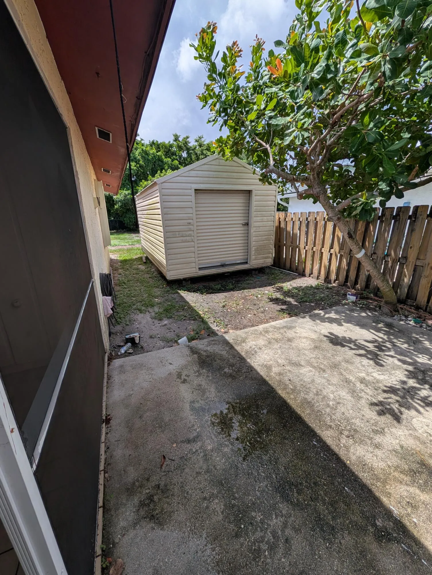 Large shed for storage