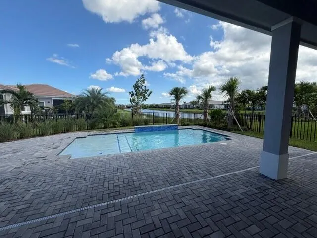 RPIVATE POOL WITH AMPLE SPACE FOR ENTERTAINING
