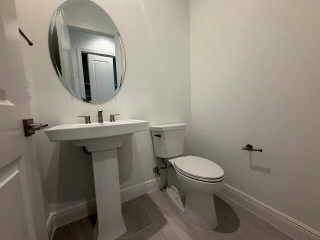 POWDER ROOM