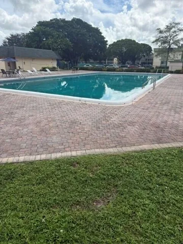 Community pool