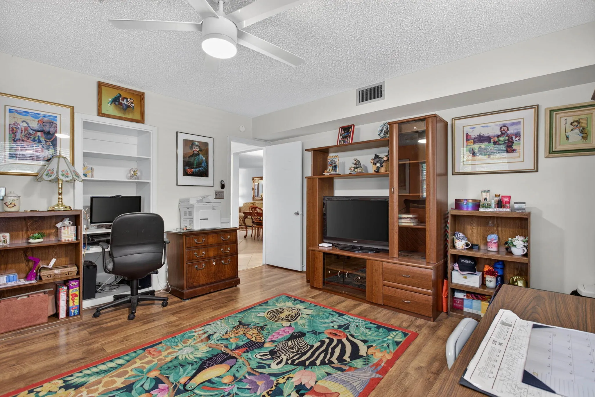 GUEST BEDROOM OFFICE