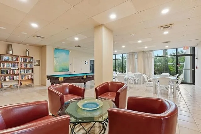 Social Room