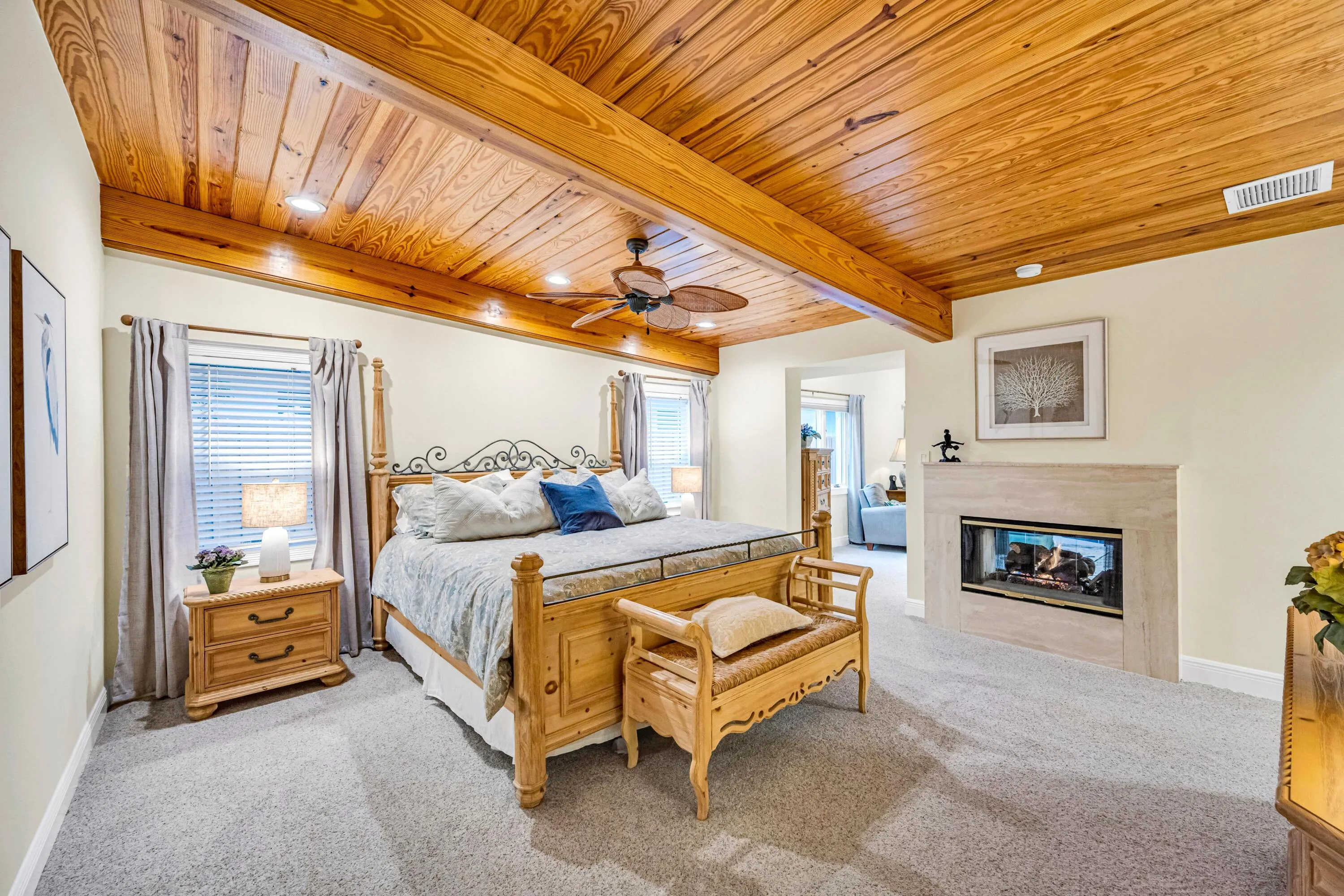 2507 BARCELONA DR-65