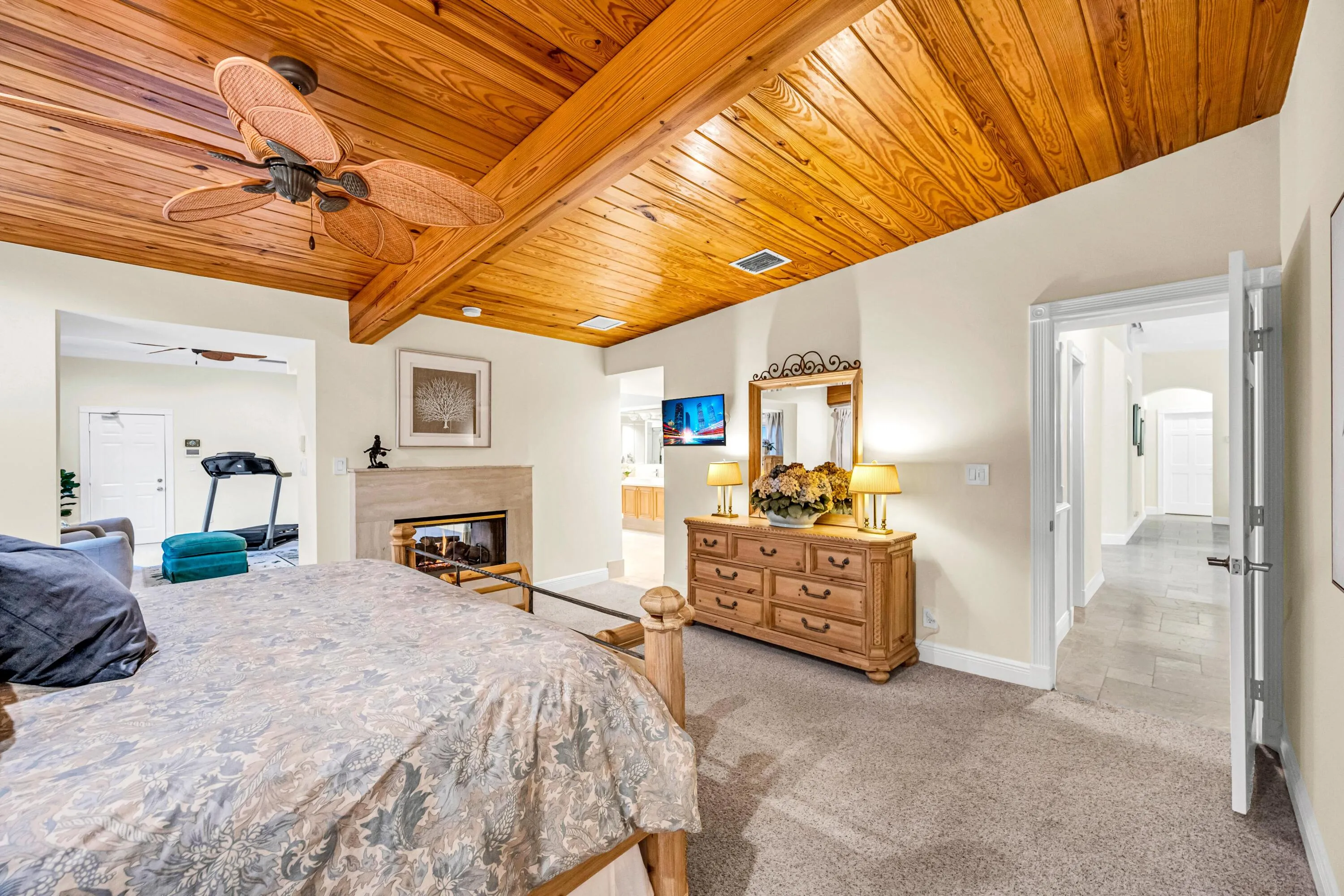 2507 BARCELONA DR-66