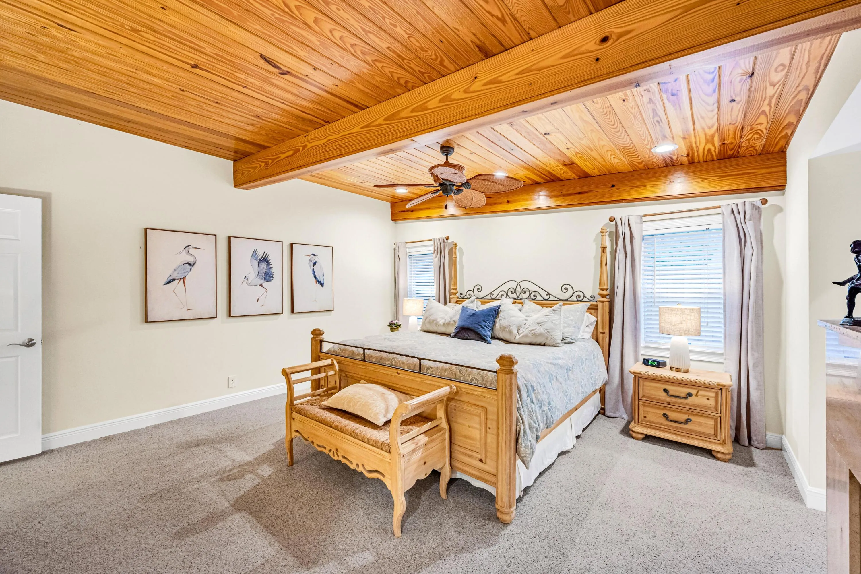2507 BARCELONA DR-68