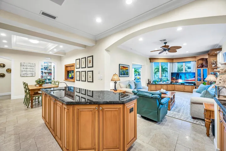 2507 BARCELONA DR-59