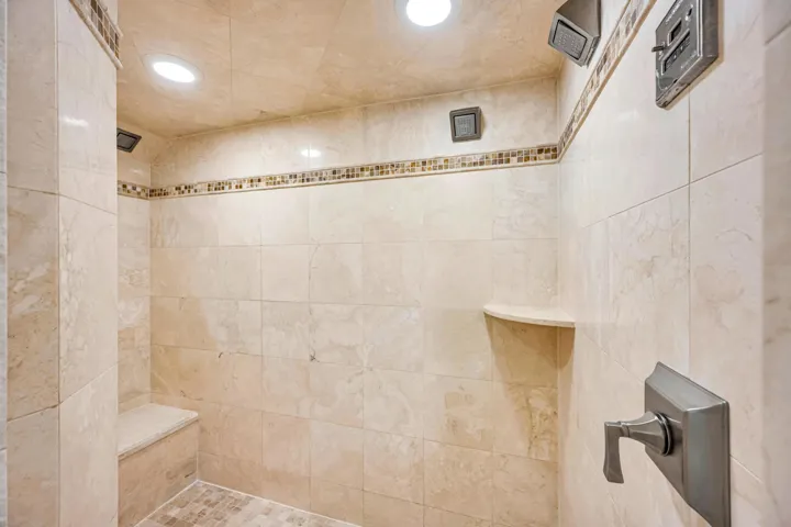 2507 BARCELONA DR-78