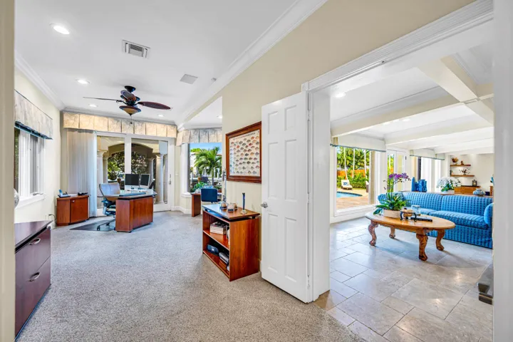 2507 BARCELONA DR-32