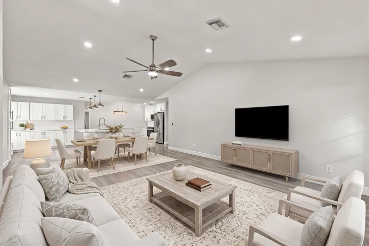 Staged Family ROom