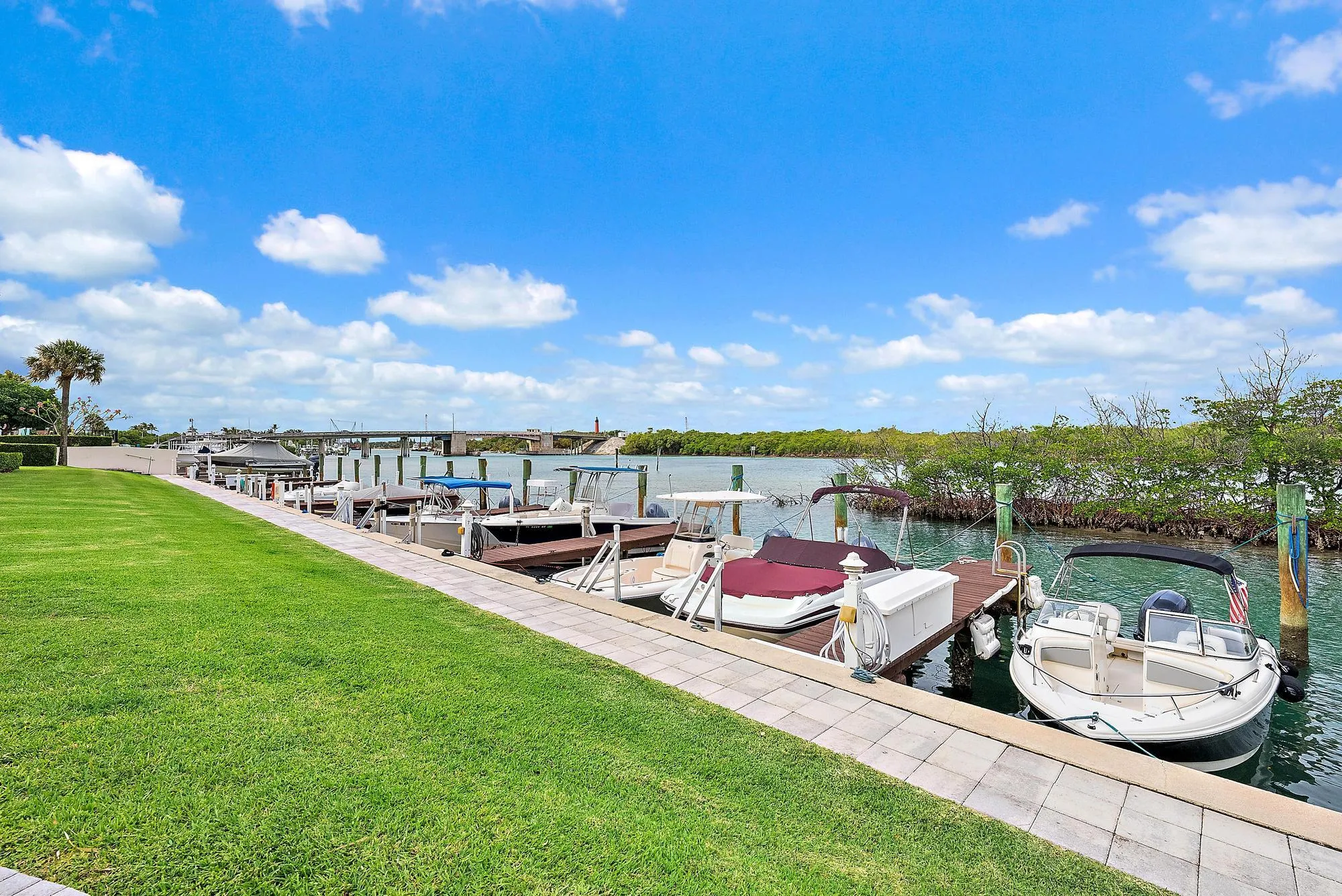 Dock
