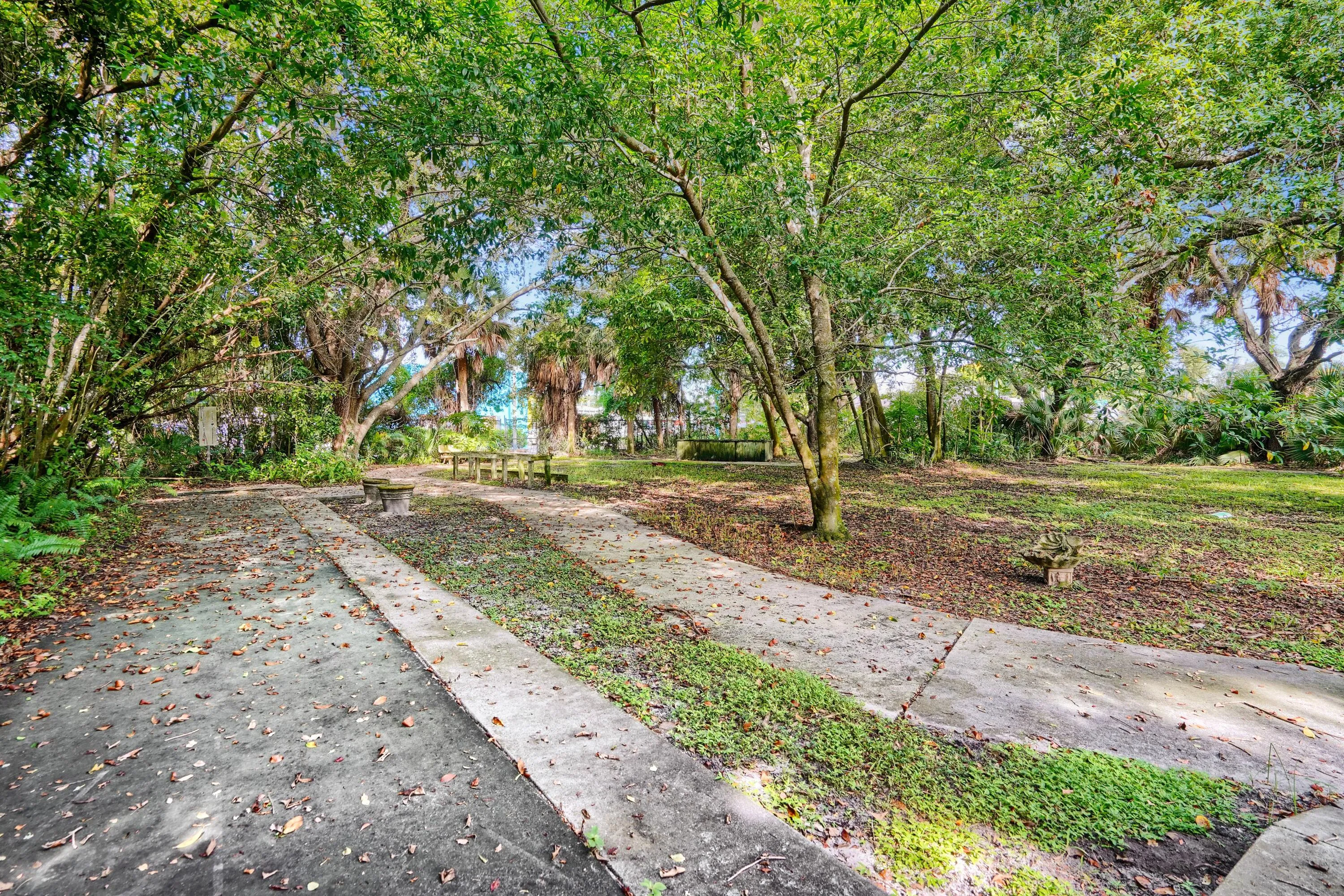 Property photo 38