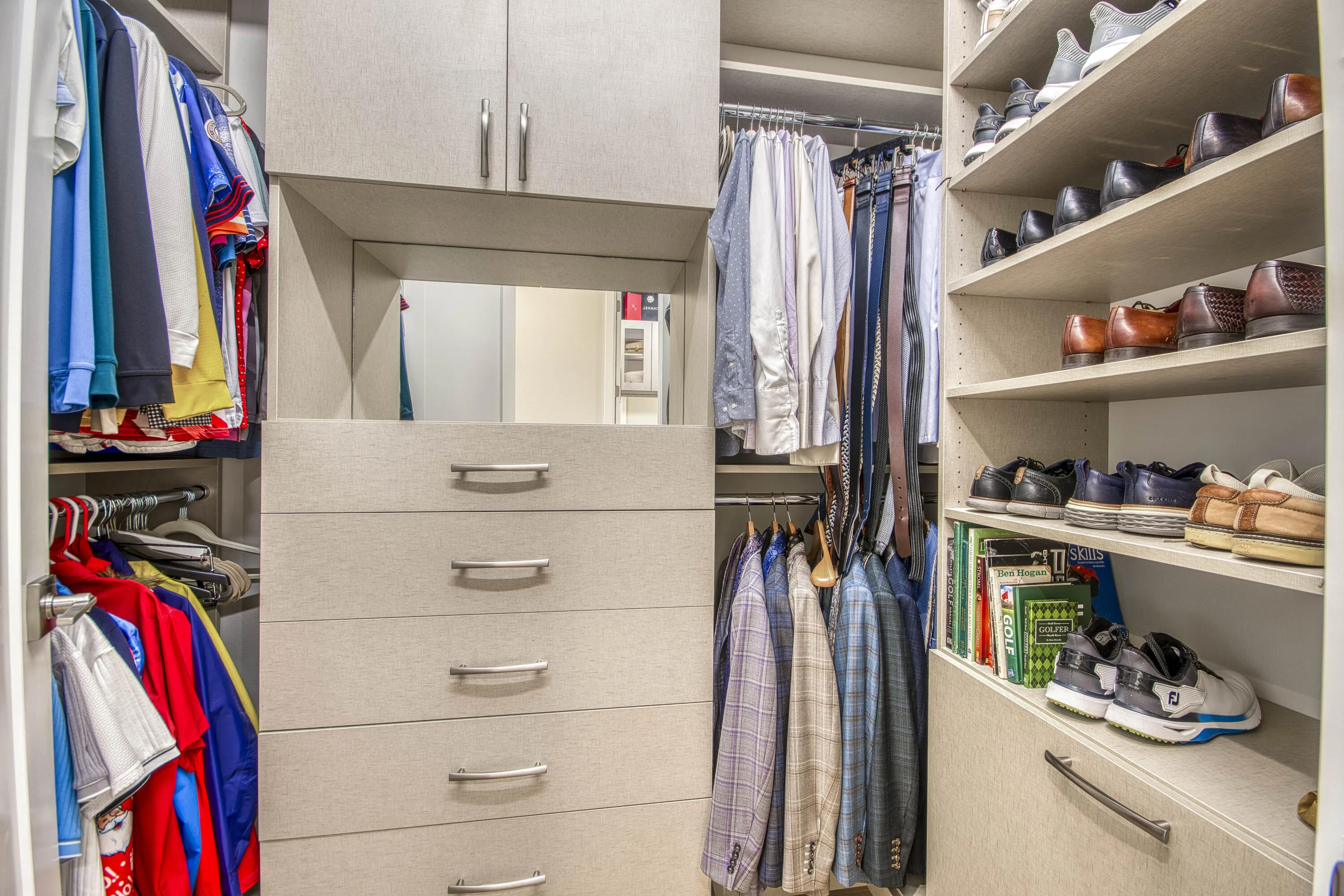 Primary Closet 2