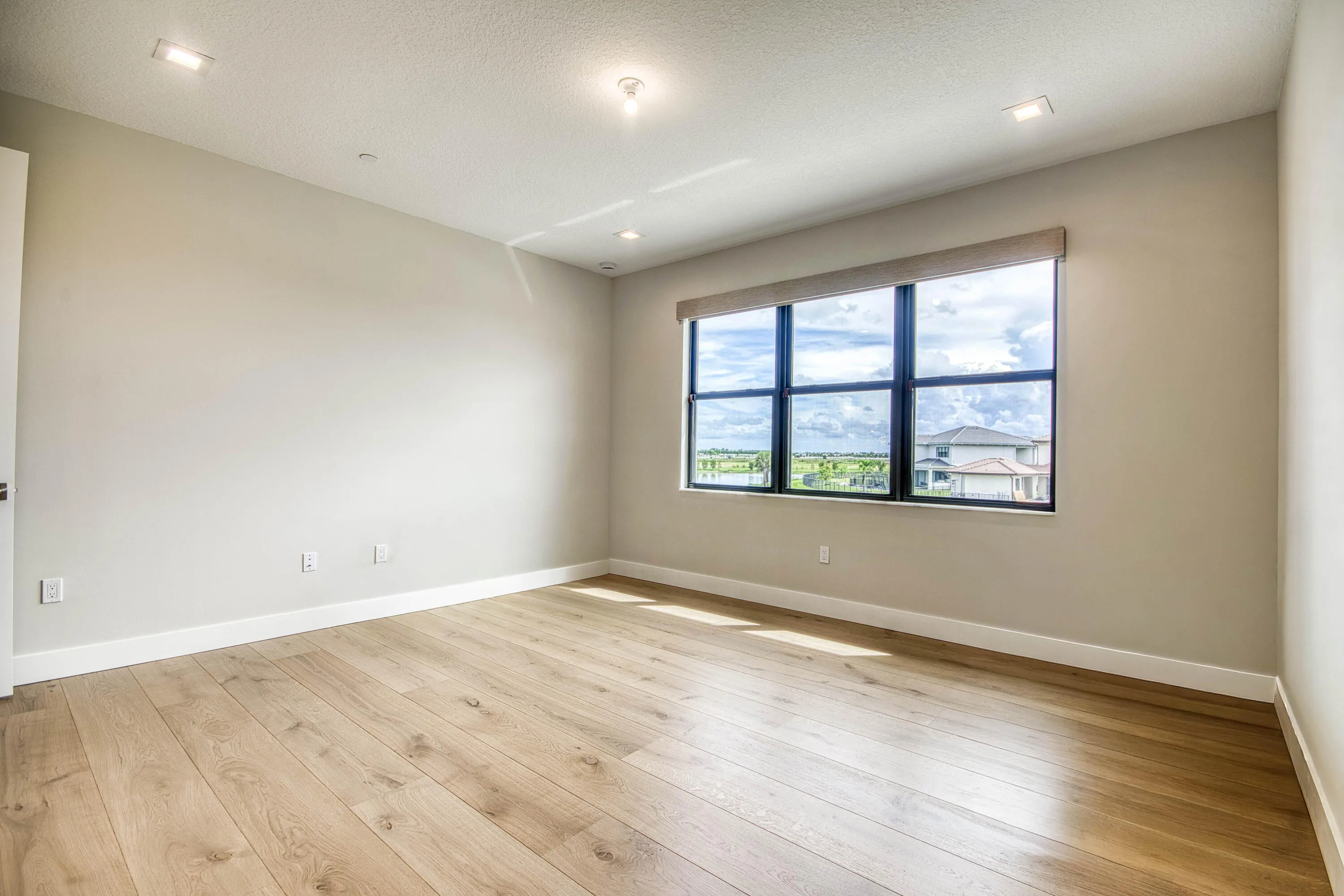 Guest Bedroom 4