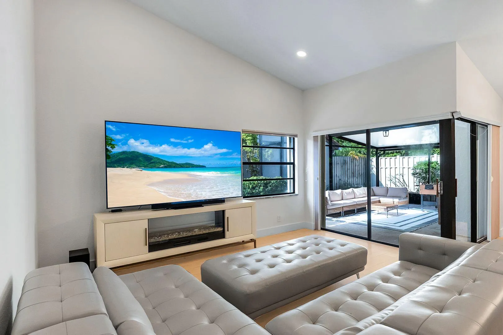 1150 NW 22nd Ave, Delray Beach, FL 33445