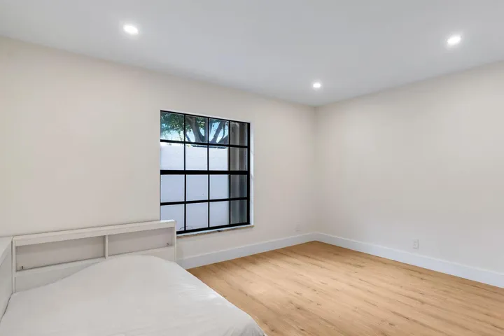 1150 NW 22nd Ave, Delray Beach, FL 33445