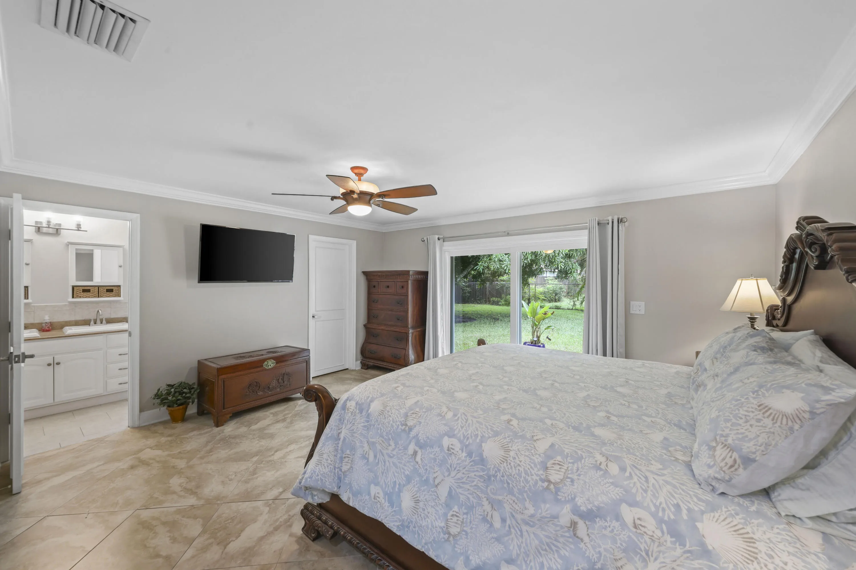 992 NW 83rd Dr - 53.jpg-FULL