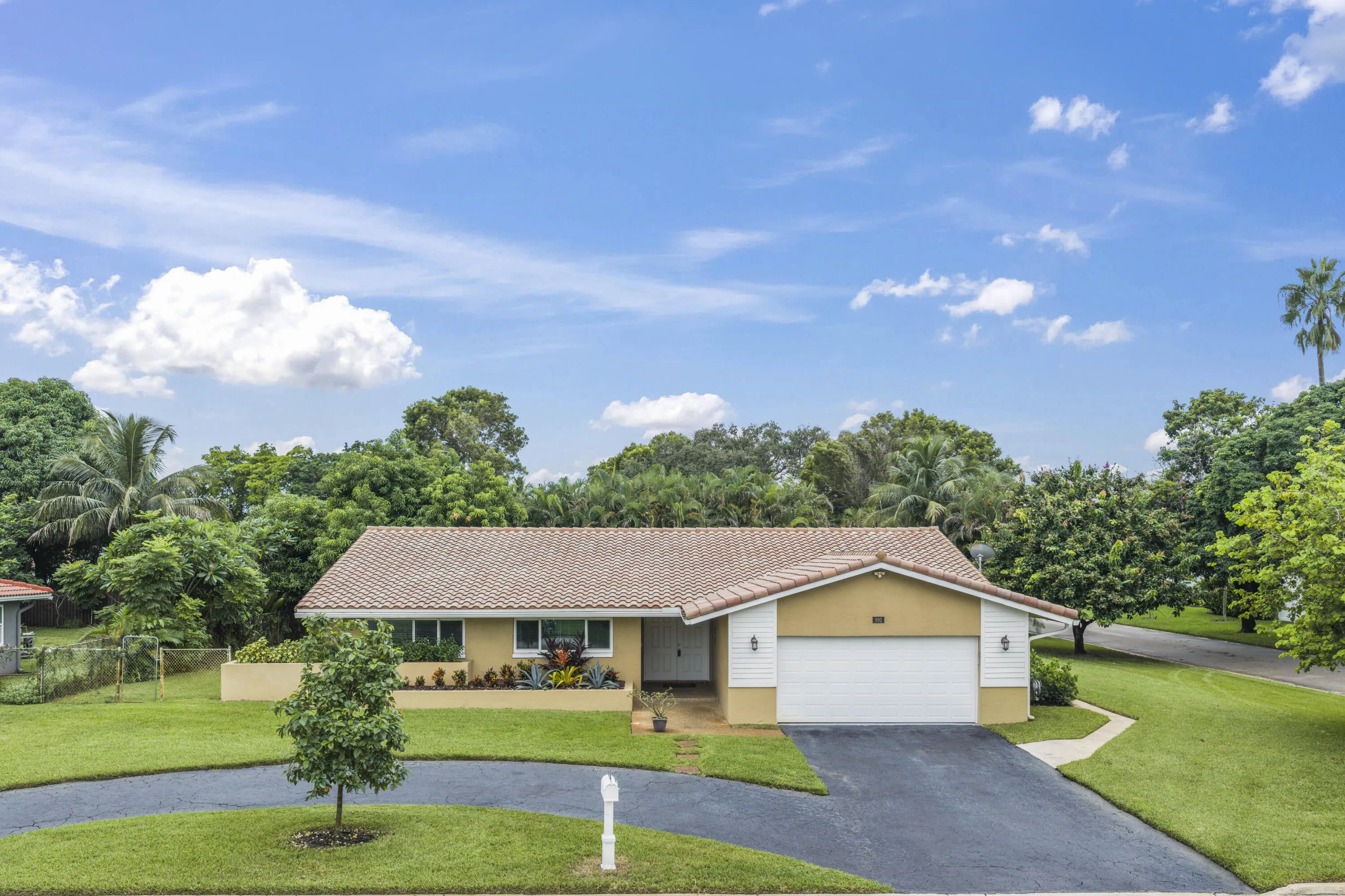 992 NW 83rd Dr - 64-FULL.jpg-FULL