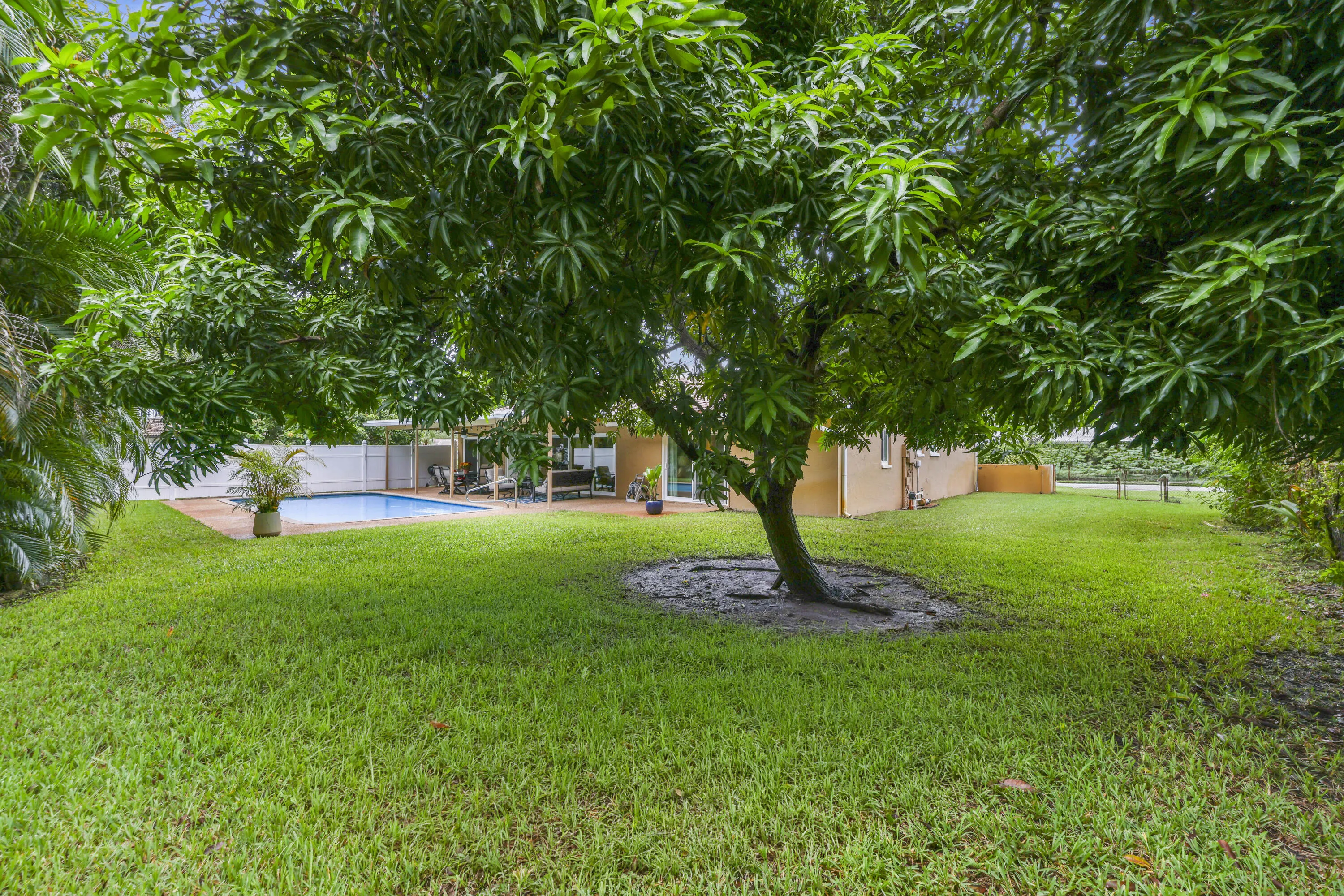 992 NW 83rd Dr - 46.jpg-FULL