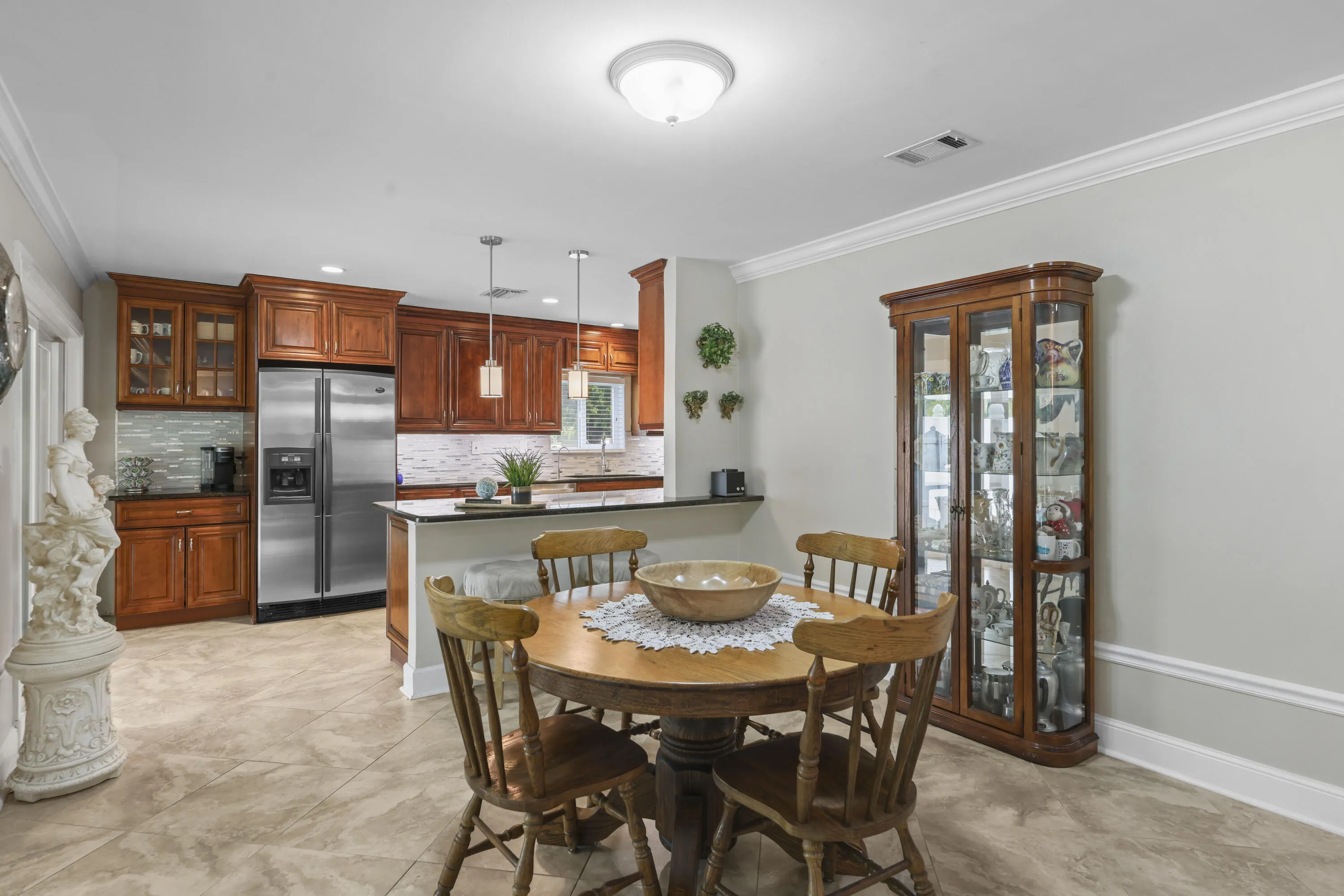 992 NW 83rd Dr - 16.jpg-FULL
