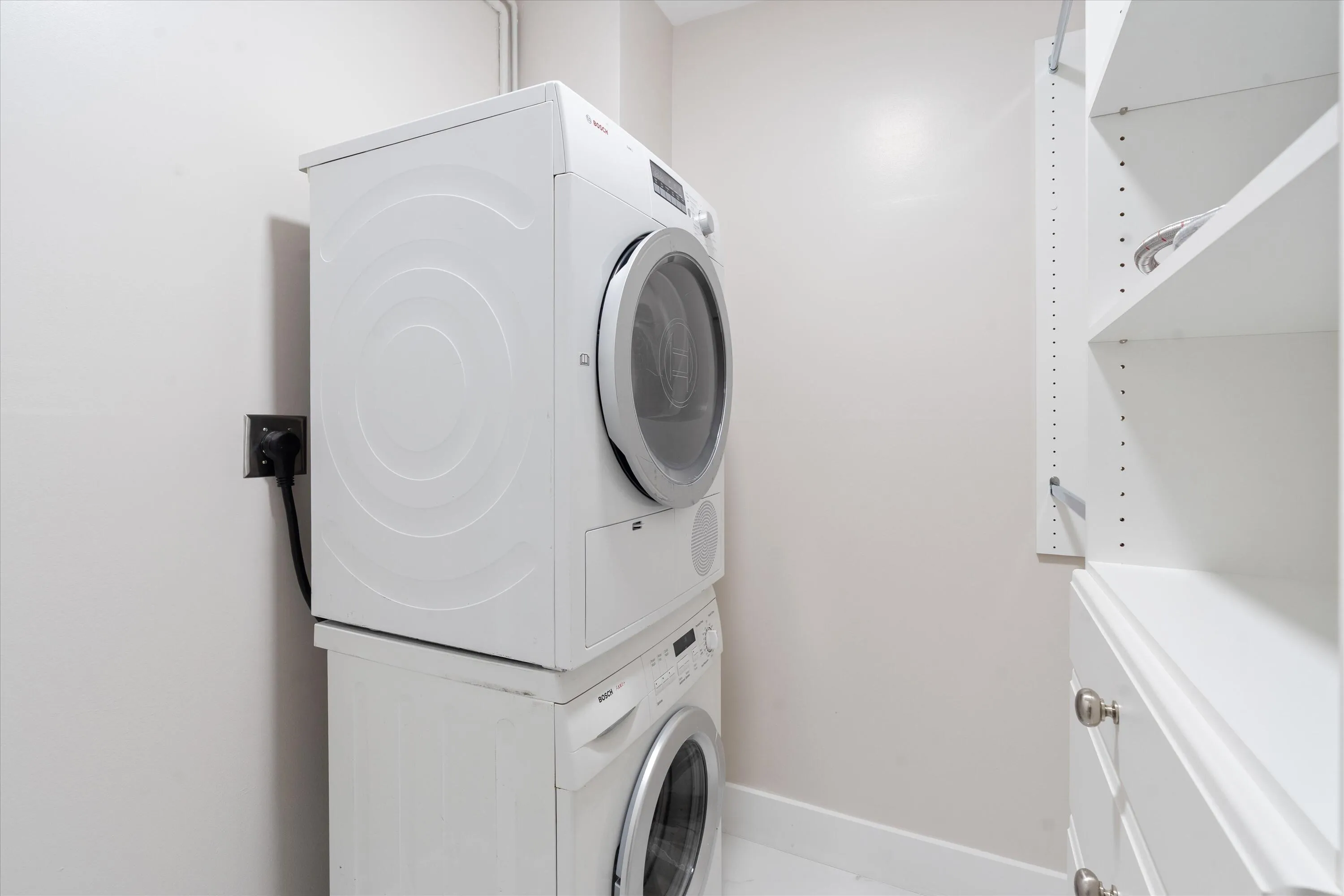 WASHER & DRYER