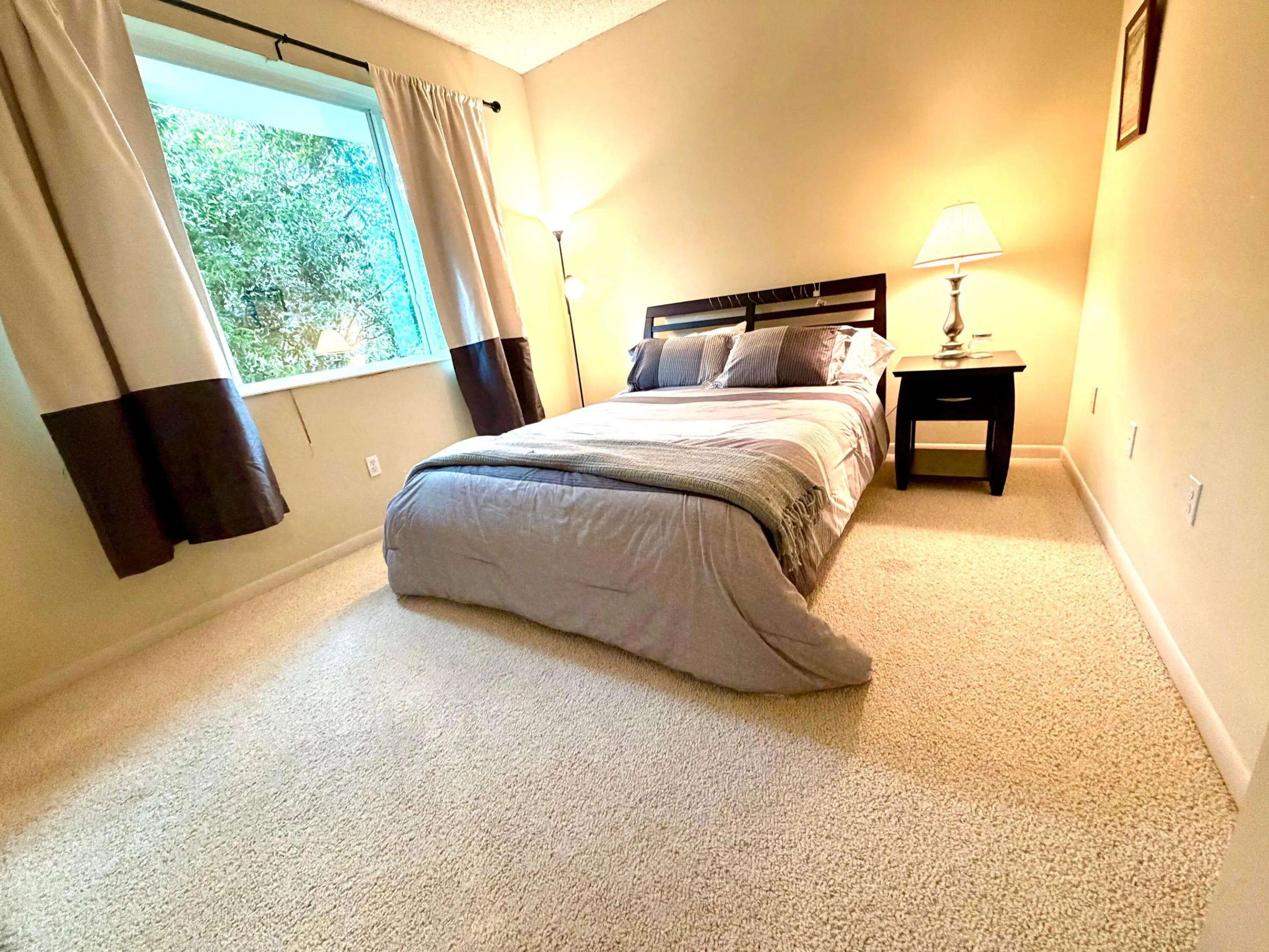 GUEST ROOM 1