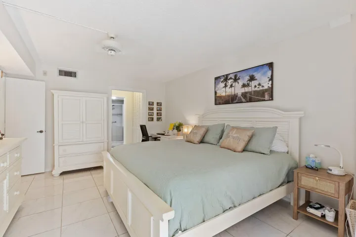 17-web-or-mls-5380-cedar-lake-dr-304