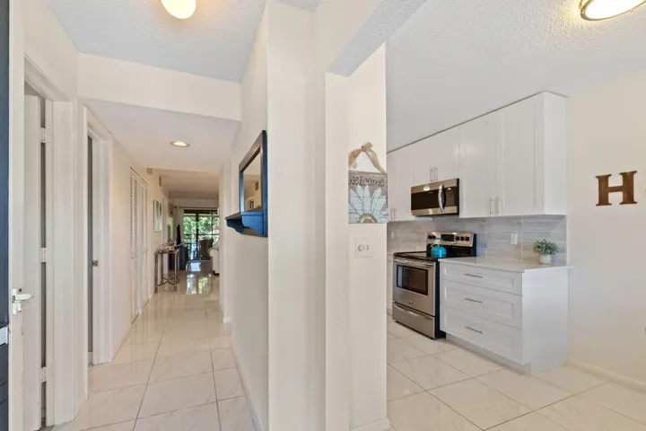 6-web-or-mls-5380-cedar-lake-dr-304