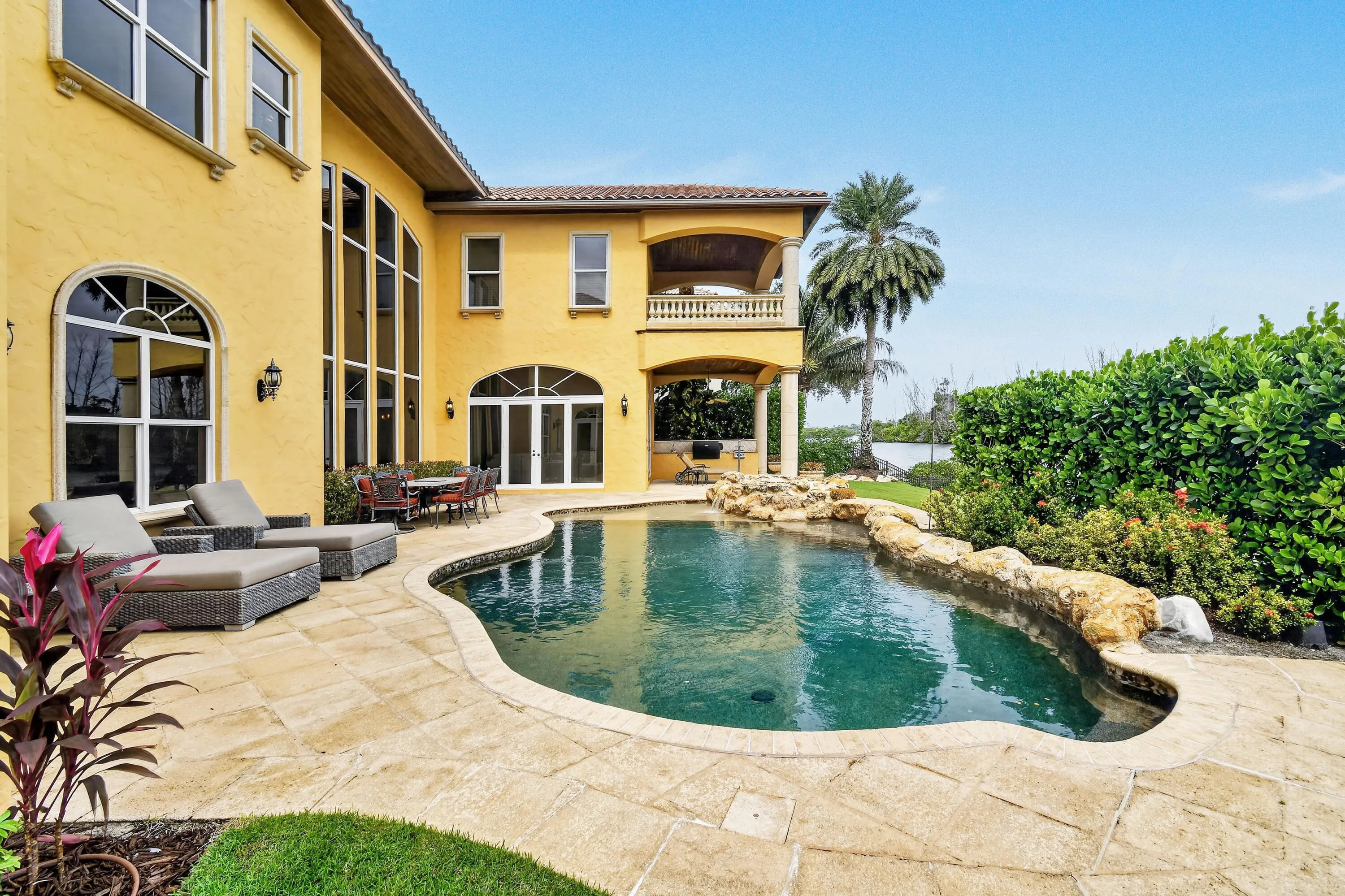 Property photo 64