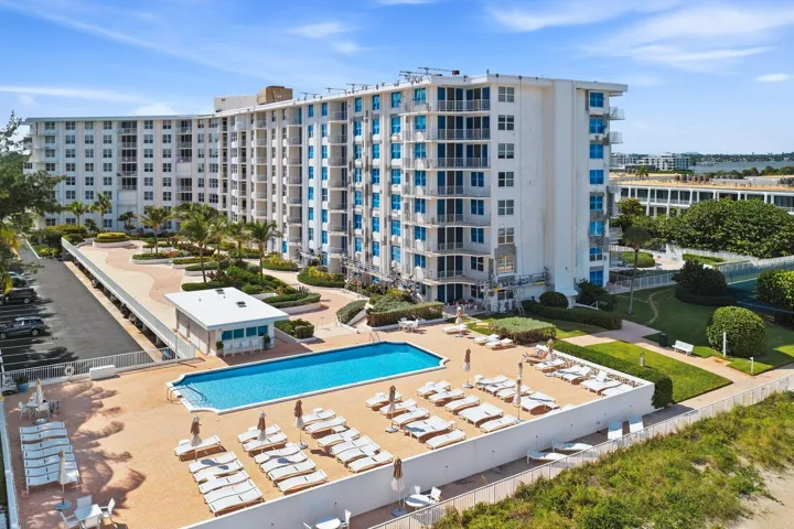 2295-S-Ocean-Blvd-Apt-517-PB-MLS-019