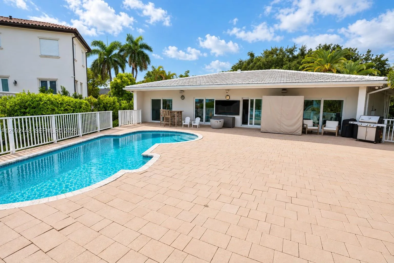Property photo 31