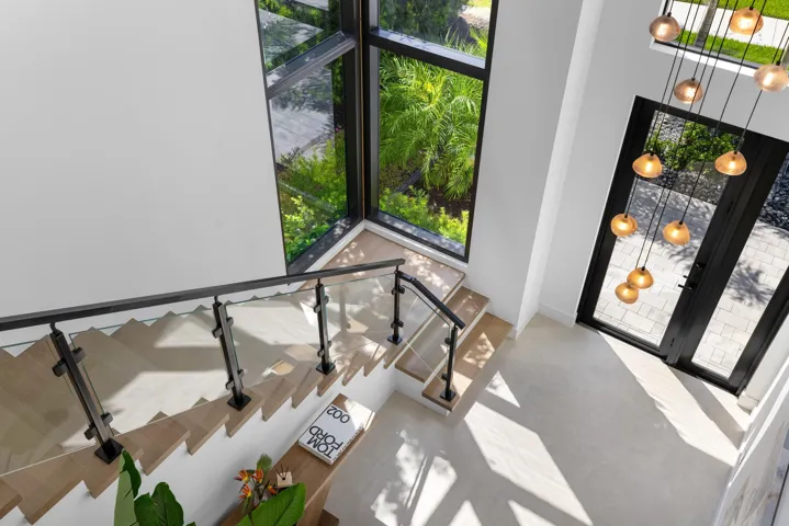 Foyer Upper
