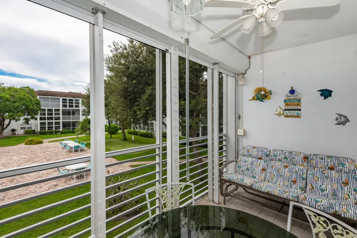 Screened Balcony