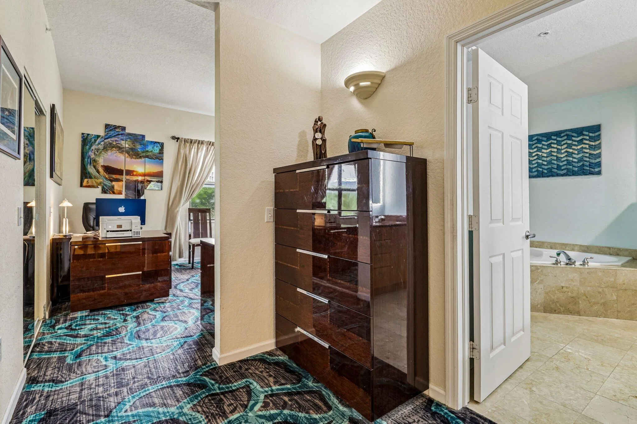 14-web-or-mls-Presidential Way #310-S180