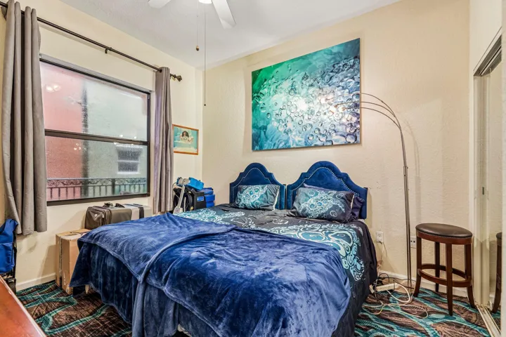 17-web-or-mls-Presidential Way #310-S180