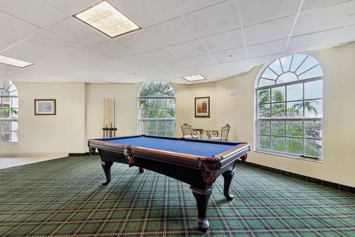 25-web-or-mls-Presidential Way #310-1809