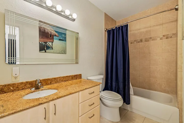 19-web-or-mls-Presidential Way #310-S180