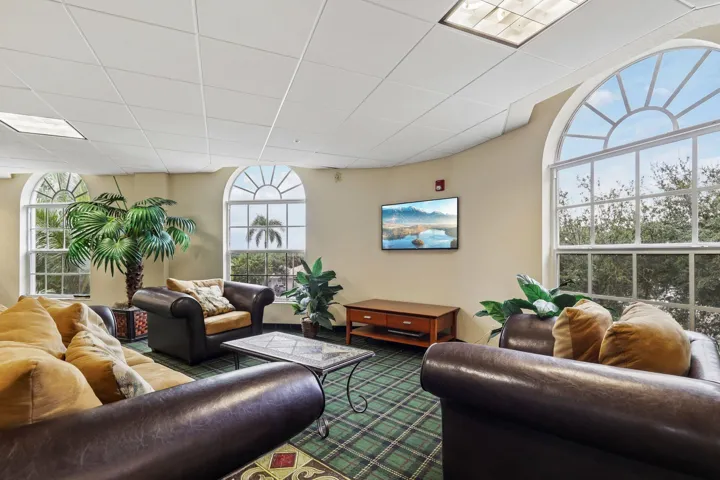 23-web-or-mls-Presidential Way #310-1809