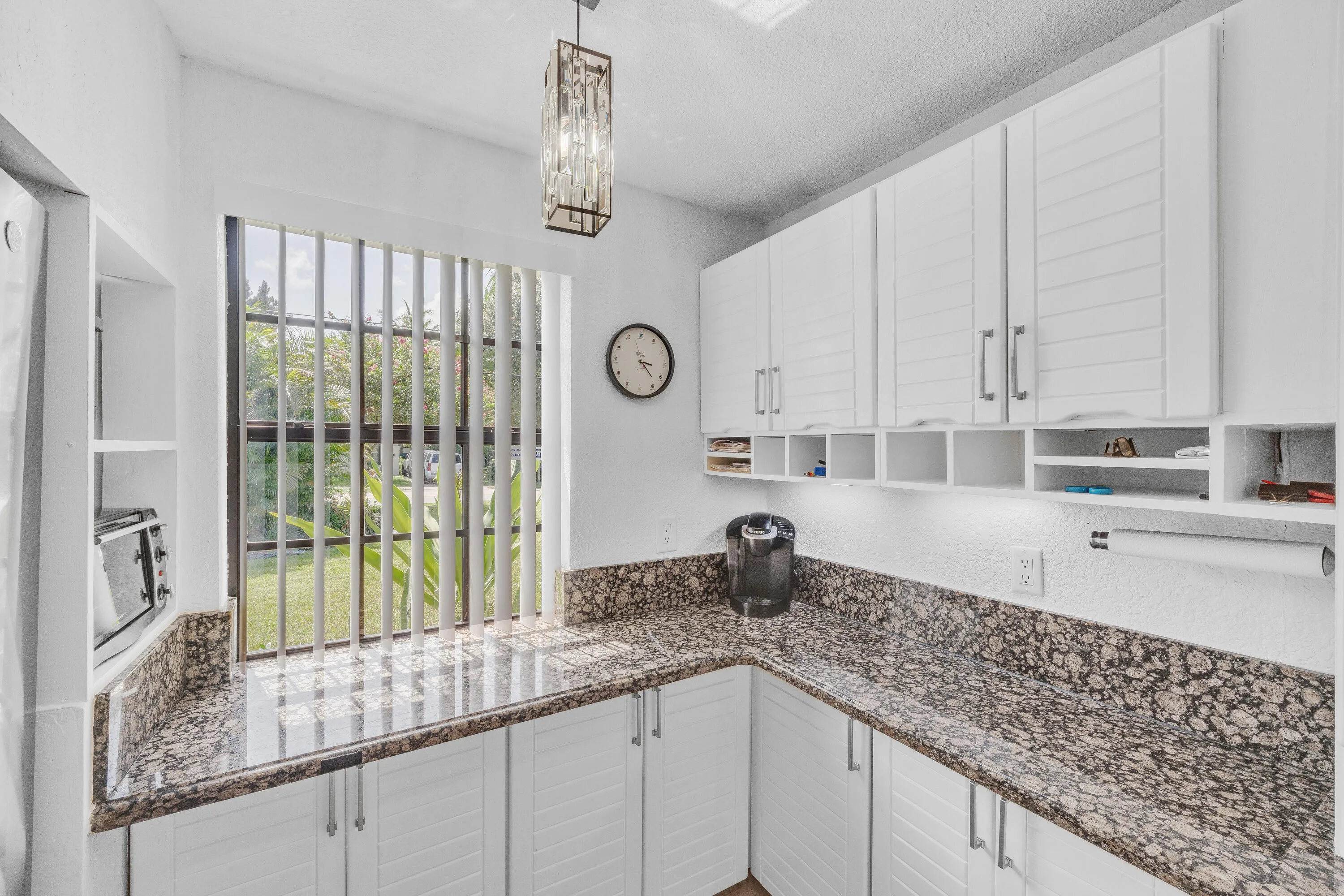 9 Kitchen (3)