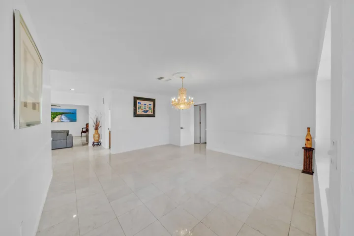 3 Living Area (1)S