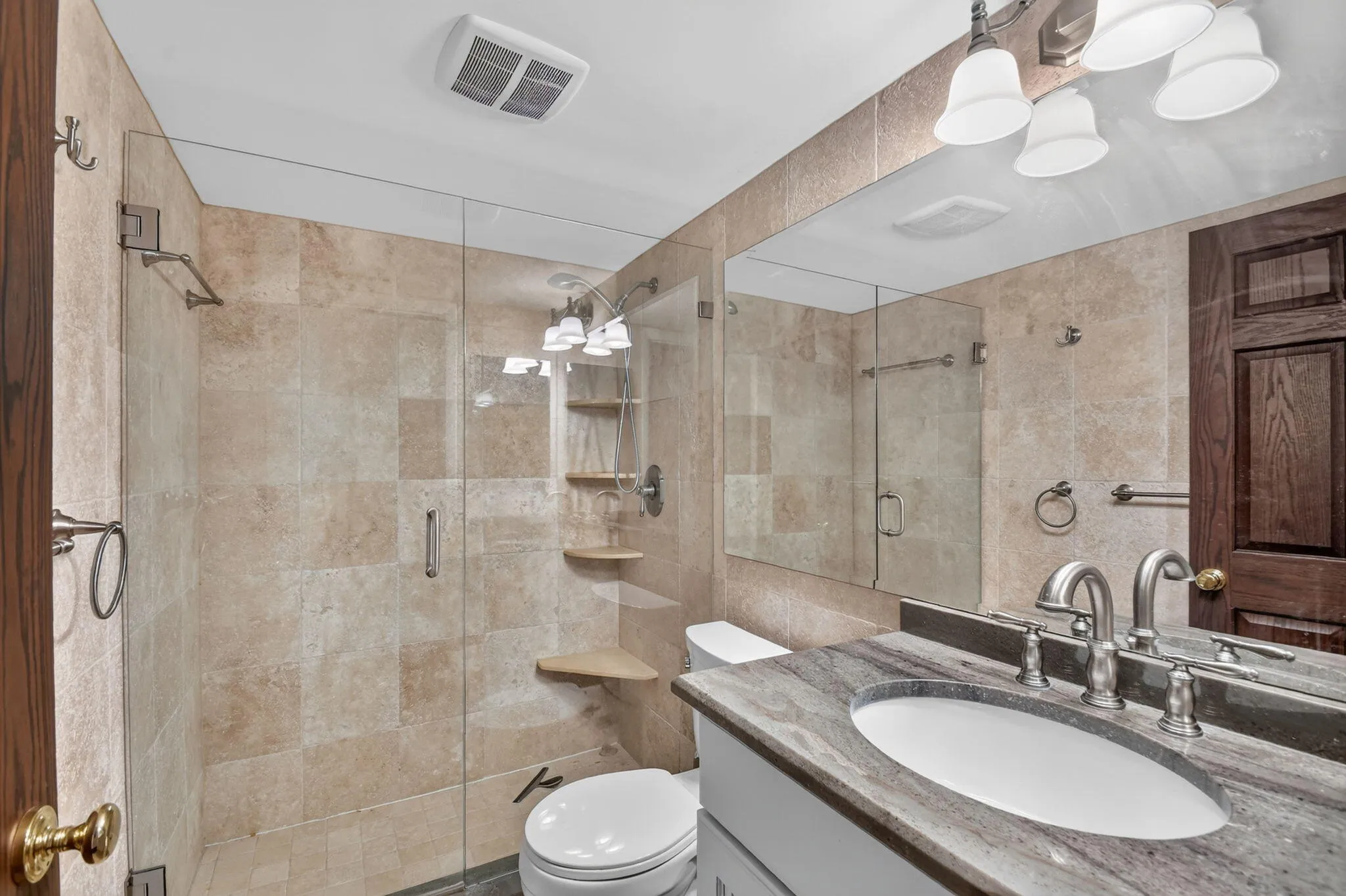 2nd Bathroom