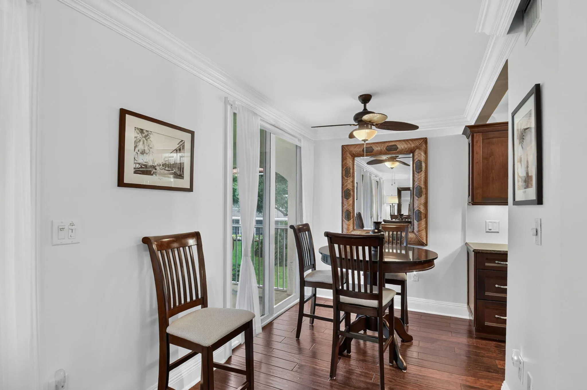 Breakfast Nook