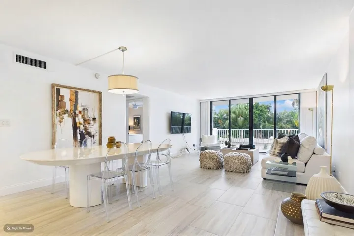 Dining /Living Room