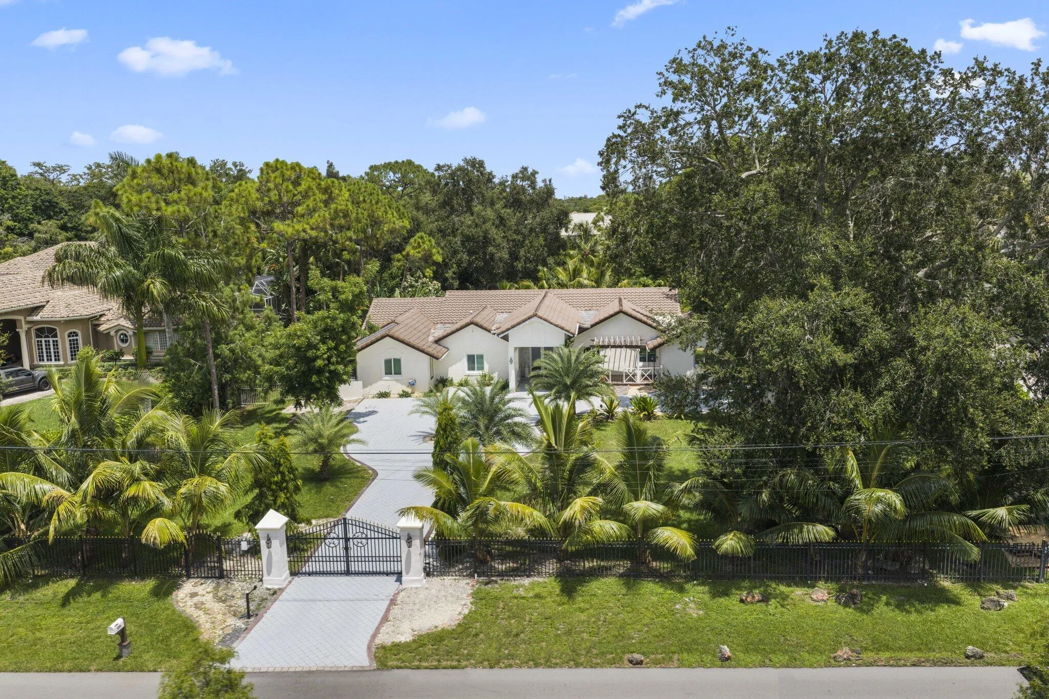 6344 NW 74th Terr - 60.jpg-SMALL