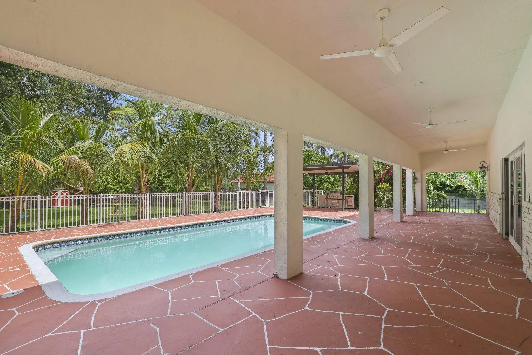 6344 NW 74th Terr - 25.jpg-SMALL