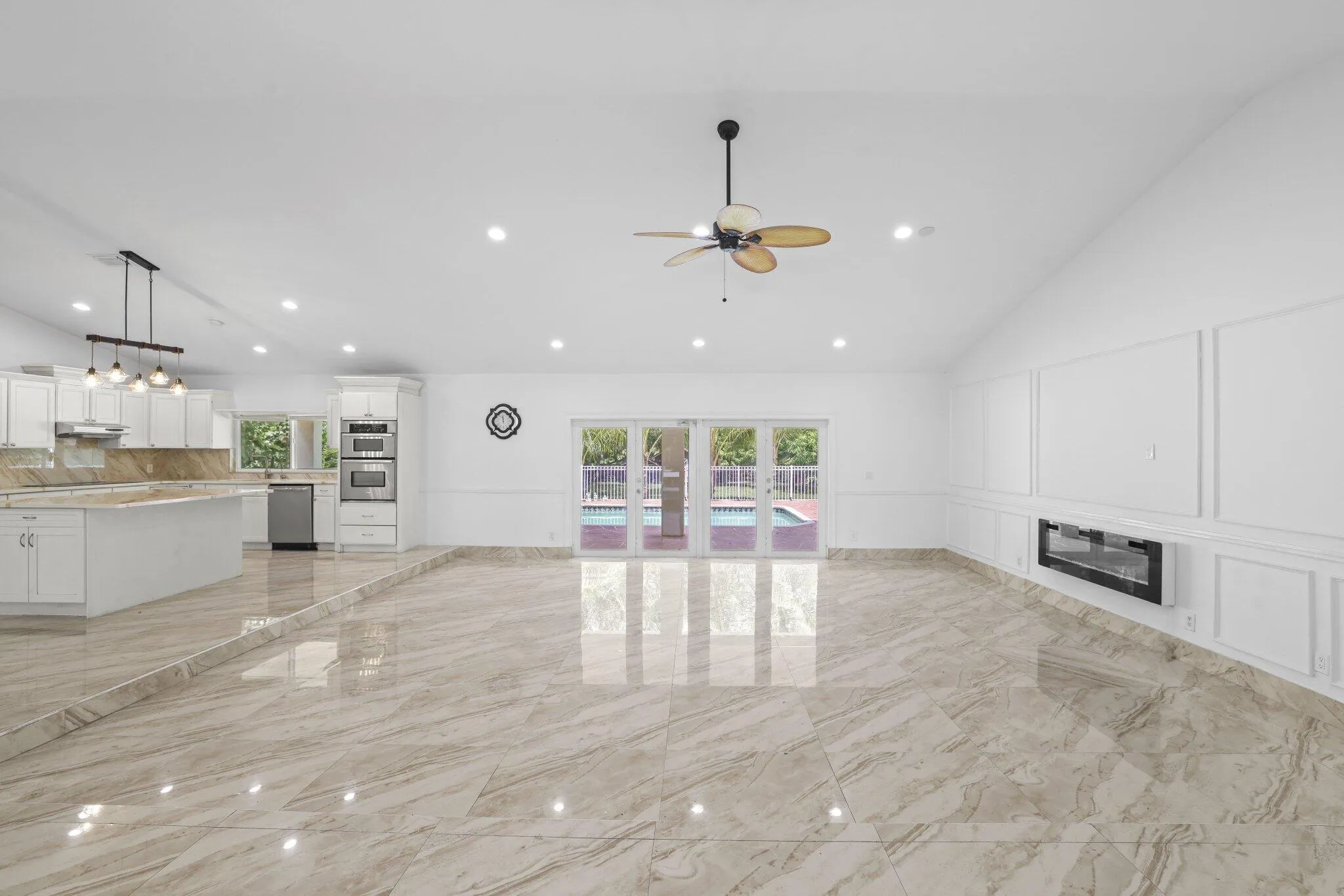 6344 NW 74th Terr - 14.jpg-SMALL