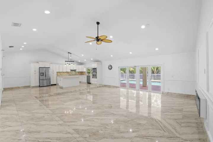 6344 NW 74th Terr - 15.jpg-SMALL