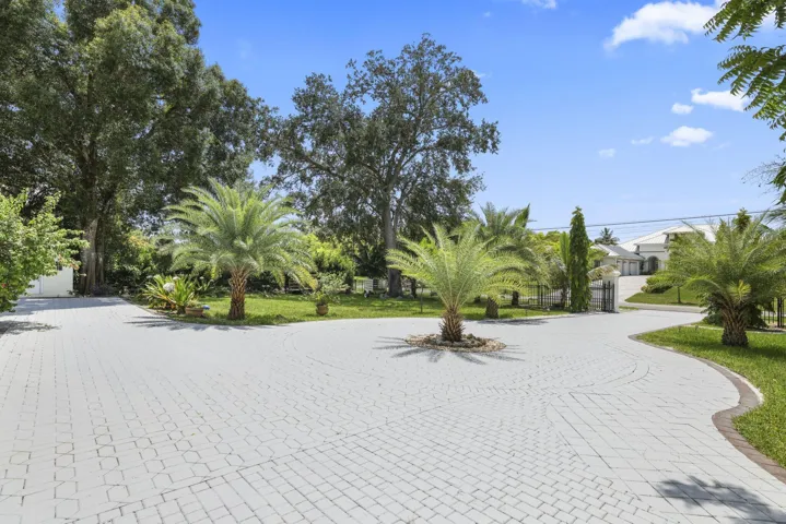 6344 NW 74th Terr - 9.jpg-SMALL
